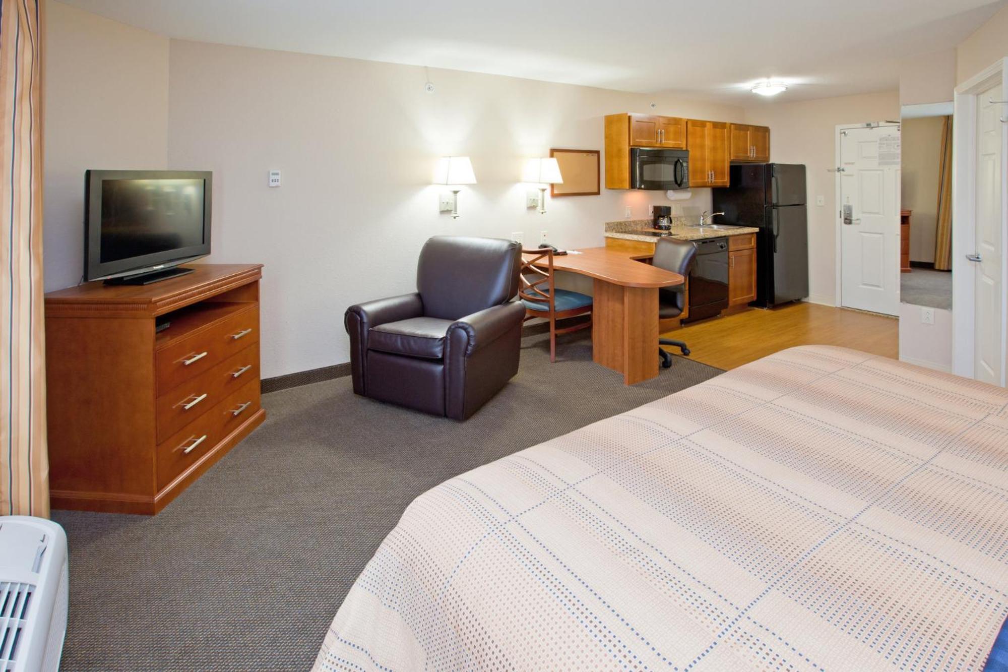 Candlewood Suites Indianapolis East By Ihg Exteriör bild