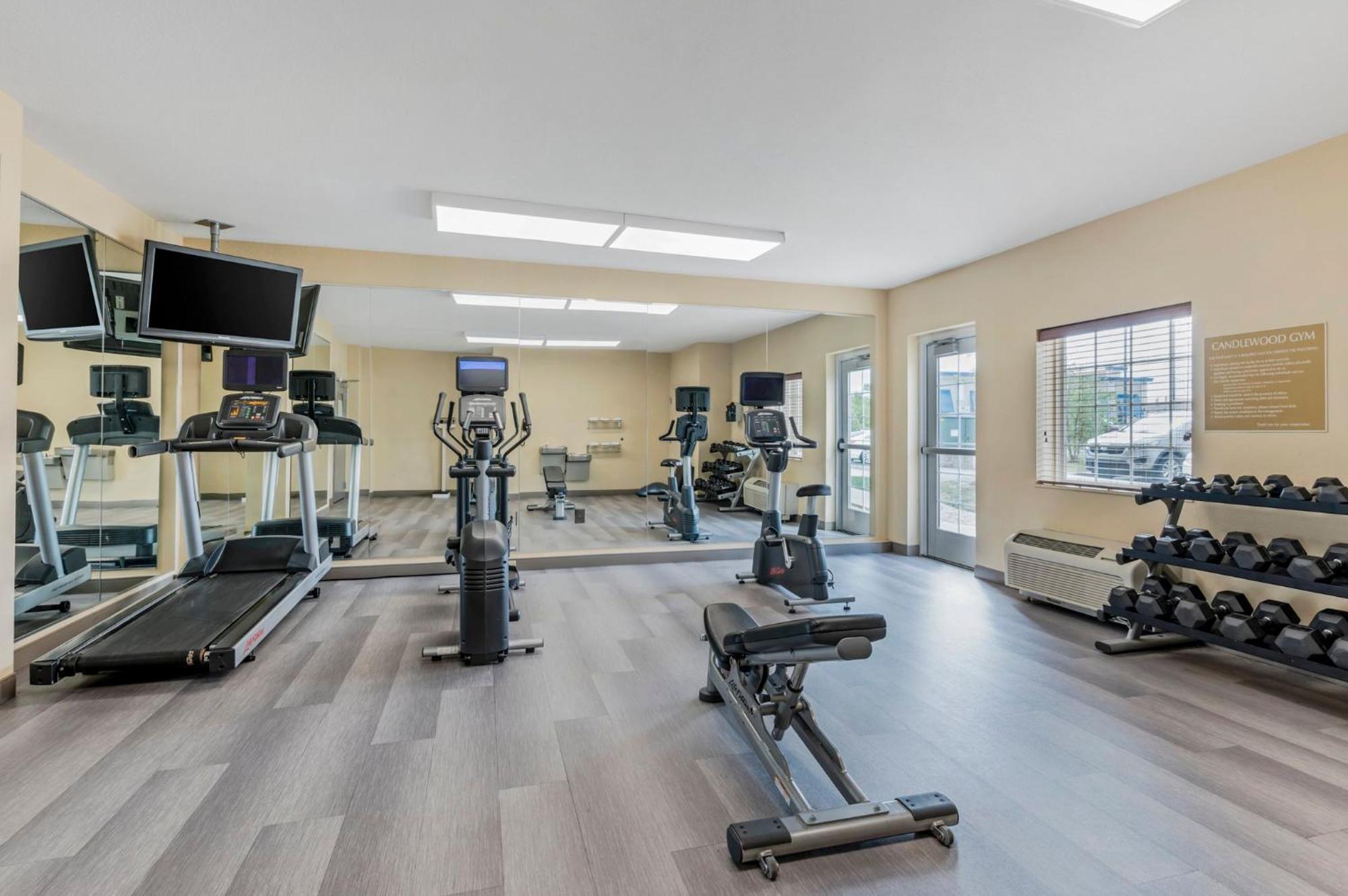 Candlewood Suites Indianapolis East By Ihg Exteriör bild