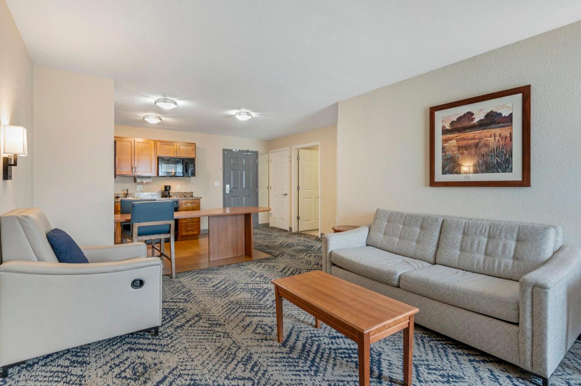 Candlewood Suites Indianapolis East By Ihg Exteriör bild